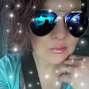 Meet your Posher, Eliza